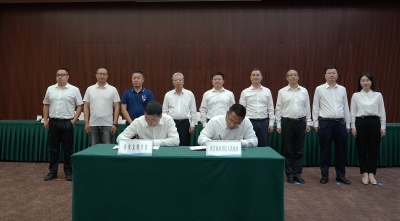 DMzH_1654655620418096611.jpg 5.jpg