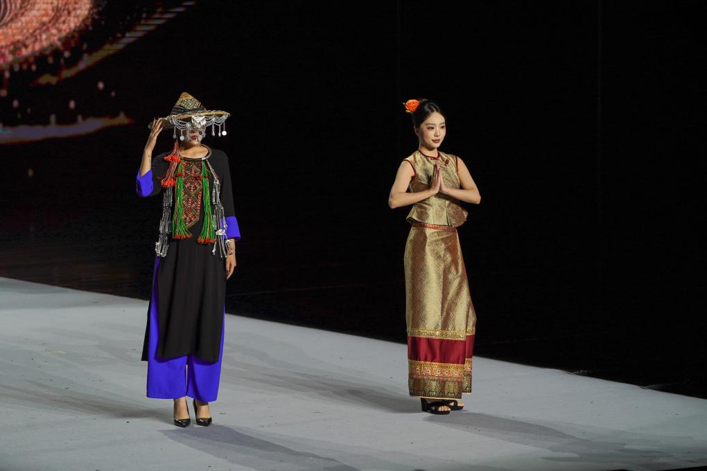 nazL_1761813259240035079.jpg 3.jpg