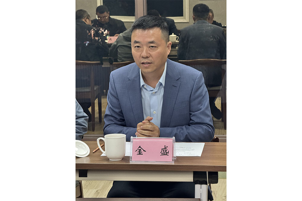 Yfng_1762767086868045755.jpg 3.jpg